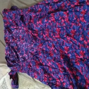 Western dress .